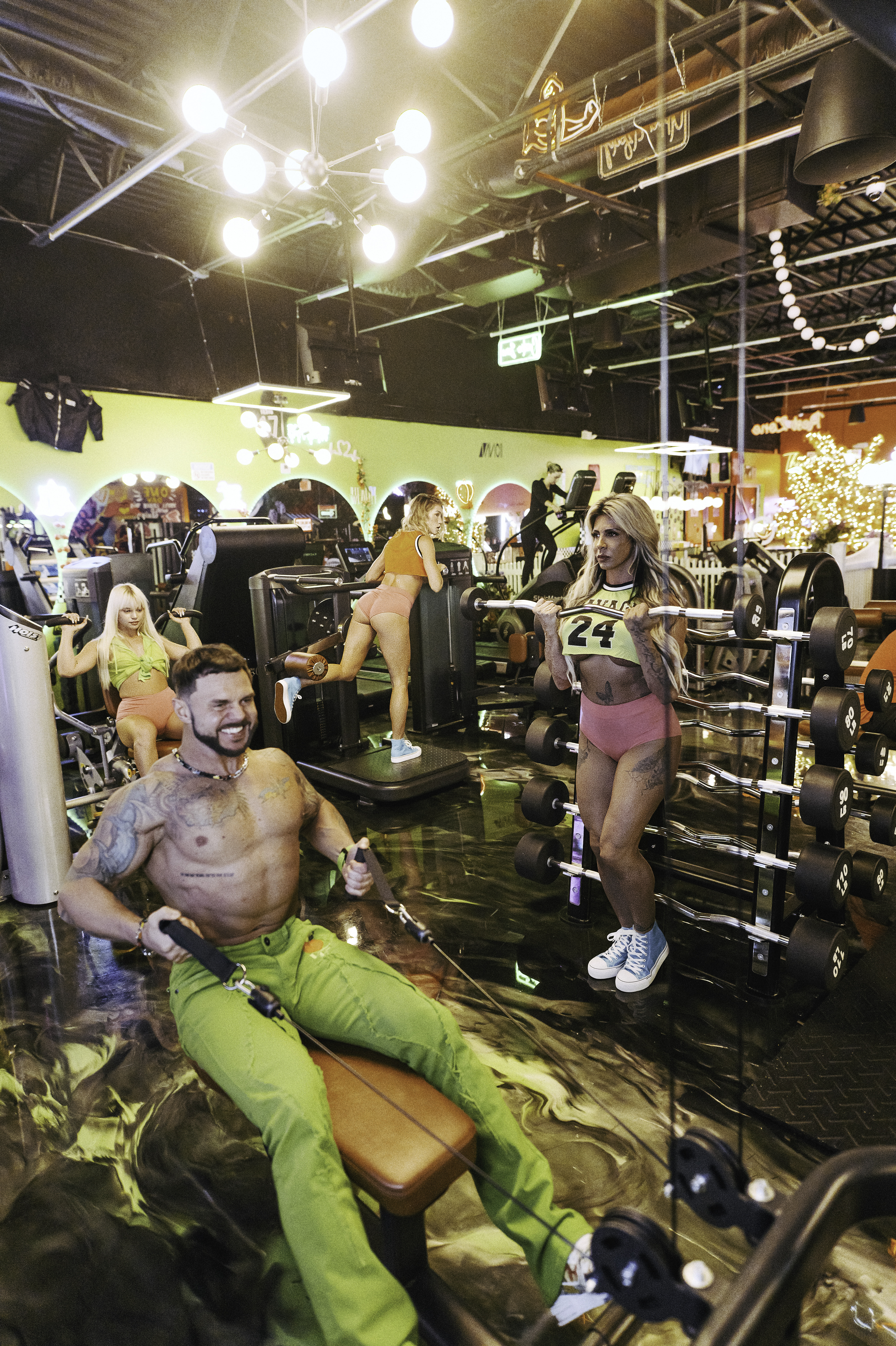 Ultra Booty Class Community